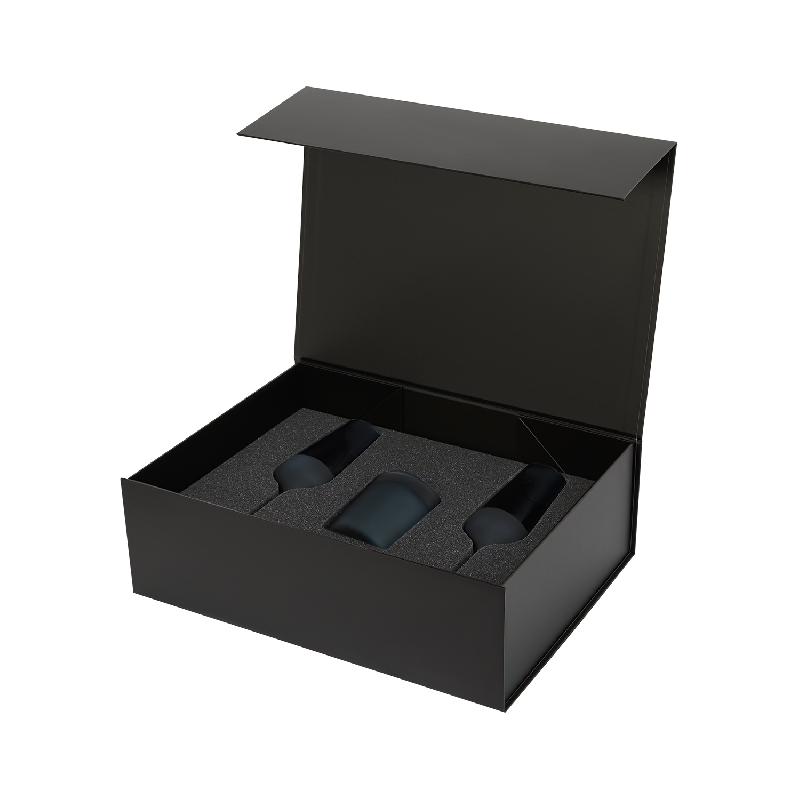 Подарочный набор свеча Энигма (Enigma) + 2 бокала для шампанского Сапфир (Sapphire) в черной коробке