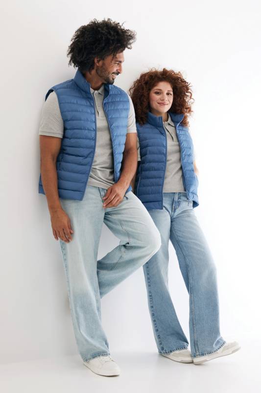 Женский стеганый жилет Iqoniq Meru из переработанного полиэстера AWARE™, 70 г/м133