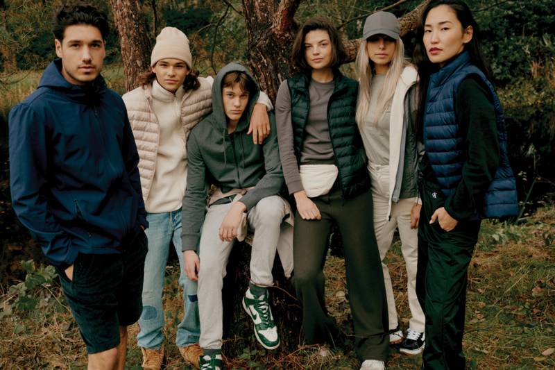 Ветровка Iqoniq Logan из переработанного полиэстера AWARE™, унисекс, 70 г/м²