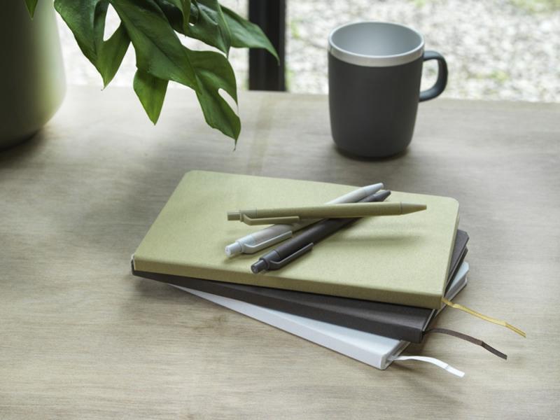Шариковая ручка Fabianna из переработанной бумаги