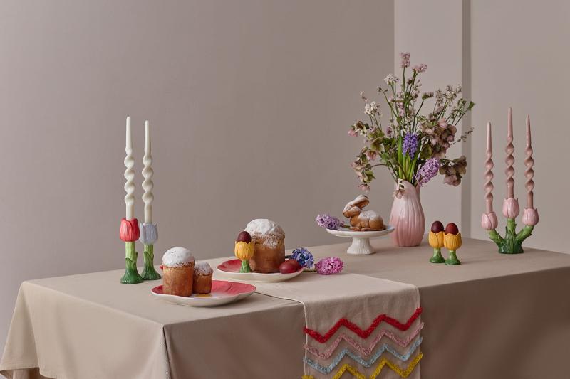 Подсвечник floret красного цвета из коллекции , 18 см
