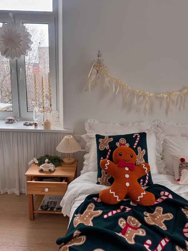 Подушка вязаная classy gingerbread из коллекции new year essential, 38х44 см