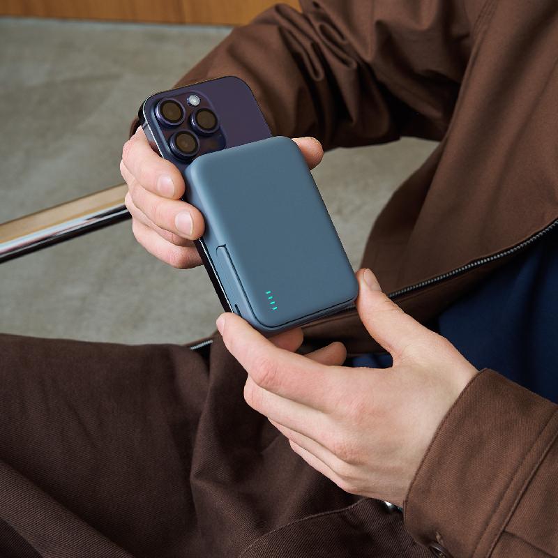 Внешний аккумулятор Юнион PD (Union PD) 10000mAh с функцией беспроводной зарядки 15W