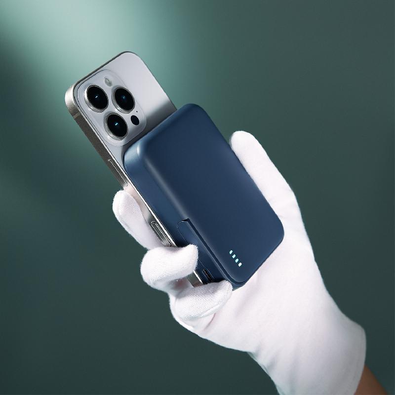 Внешний аккумулятор Union PD 10000mAh с функцией беспроводной зарядки 15W