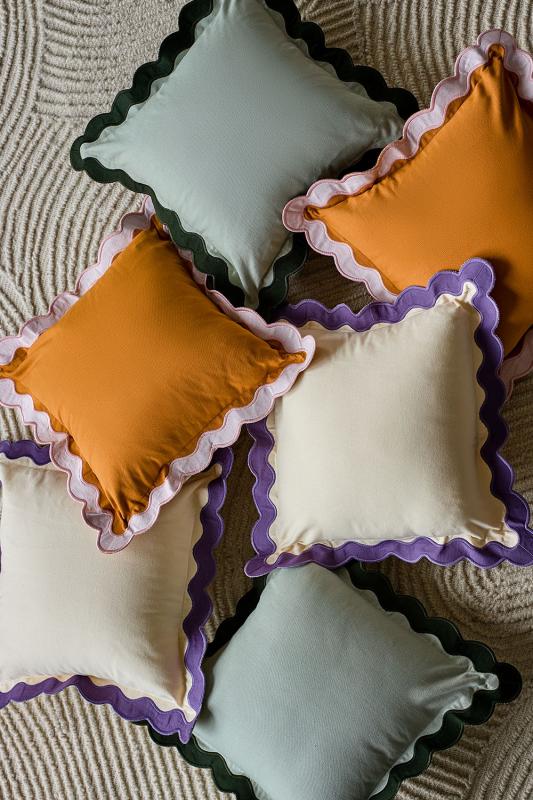 Чехол на подушку с контрастным кантом  из коллекции trendy ruffles, 40х40 см