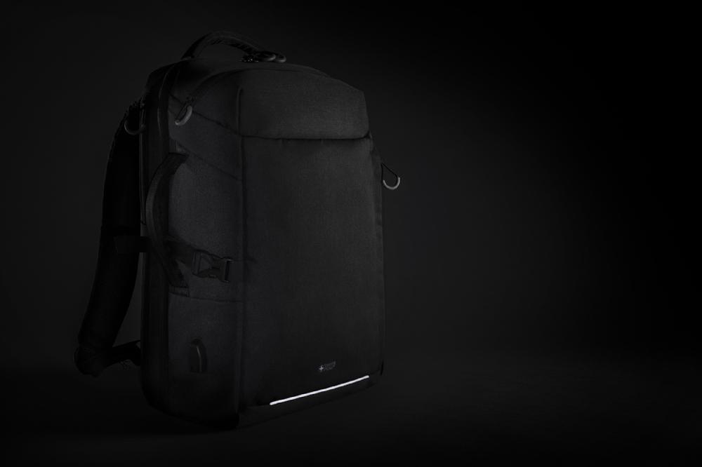 Рюкзак для путешествий Swiss Peak XXL из rPET AWARE™, 17’’