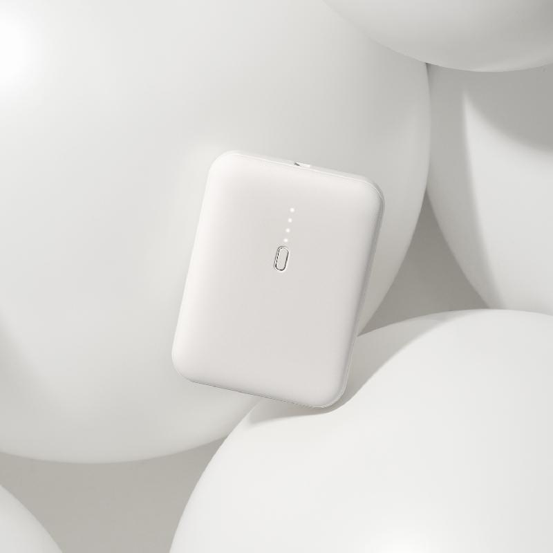 Внешний аккумулятор с функцией быстрой зарядки Формула (Formula) 10000 mAh