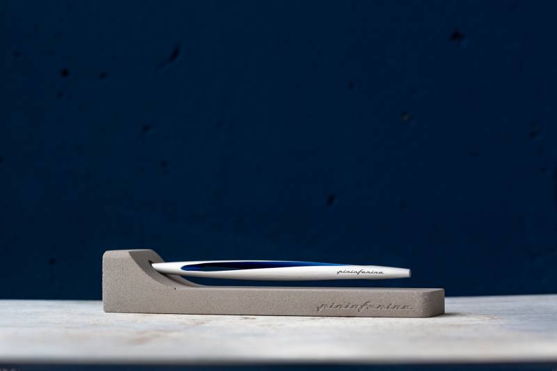 Вечная ручка Pininfarina Aero BLUE