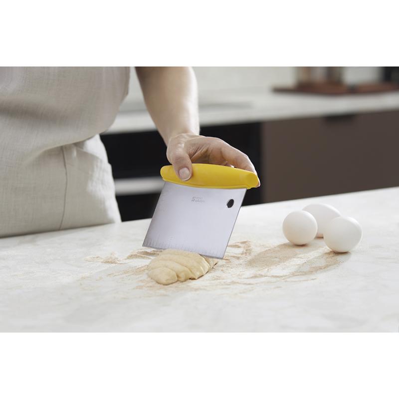 Шпательскребок кондитерский (easy cut) smart helper