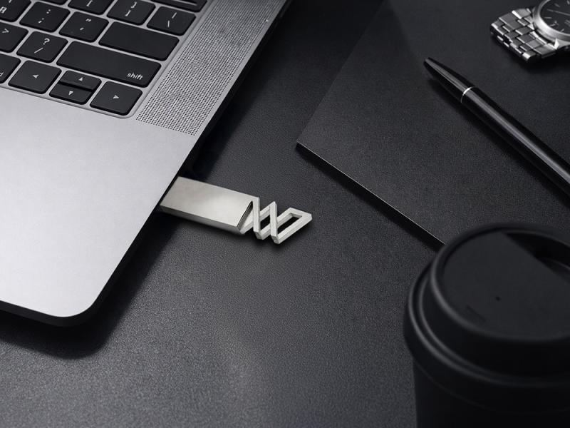 Флешка 32 ГБ USB 3.0 Адорн
