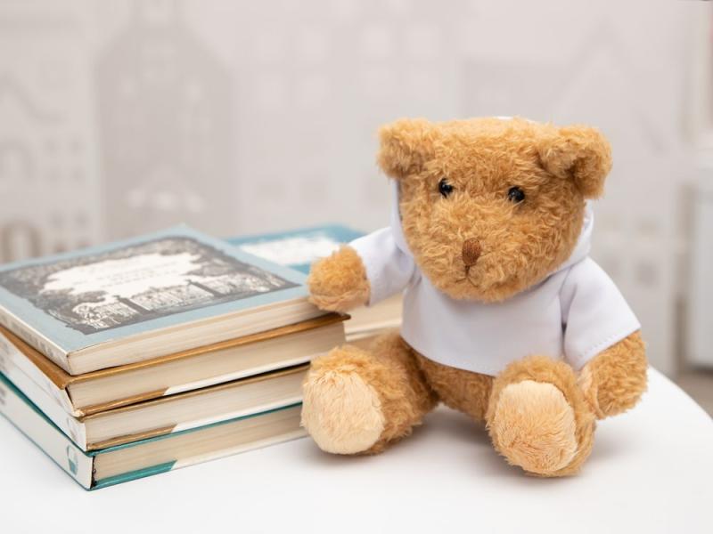 Мягкая игрушка «Мишка Cuddleton» в белом худи