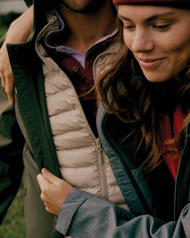 Мужской стеганый жилет Iqoniq Meru из переработанного полиэстера AWARE™, 70 г/м²