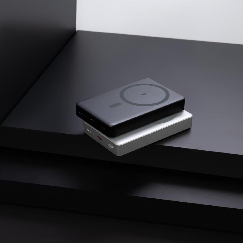 Внешний аккумулятор Атлантис Плюс PD (Atlantis PD Plus) 10000mAh с функцией беспроводной зарядки 15W